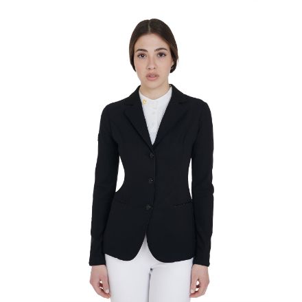 Women's three-button competition jacket